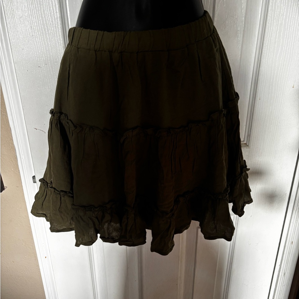 NWT Princess Polly green sage green ruffled mini skirt